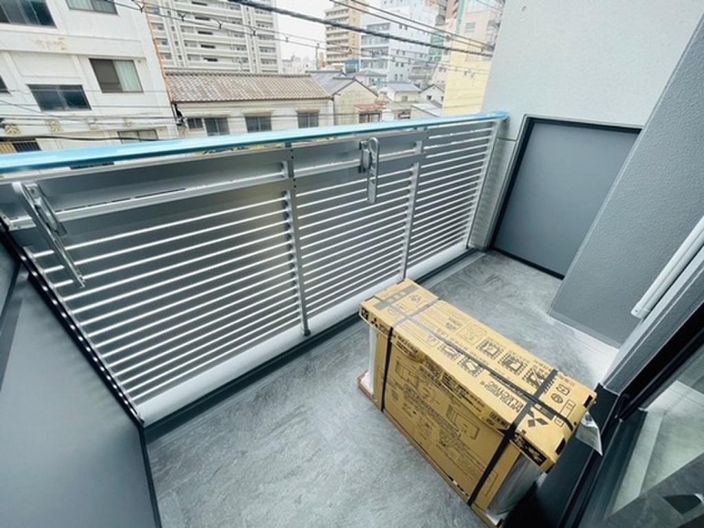 (11/26) バルコニー (11/26) バルコニー