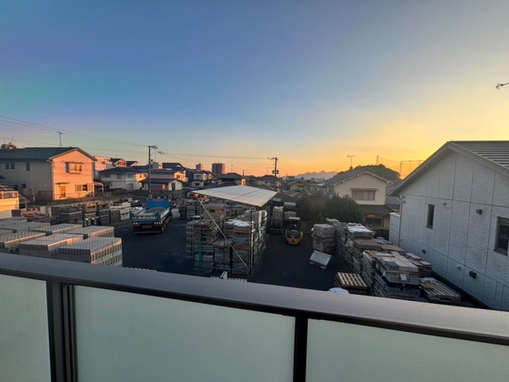 (13/19) 眺望 (13/19) 眺望