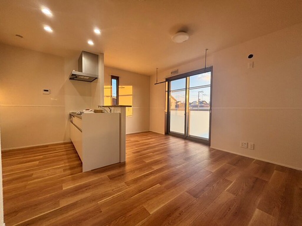 (2/19) 居室・リビング (2/19) 居室・リビング