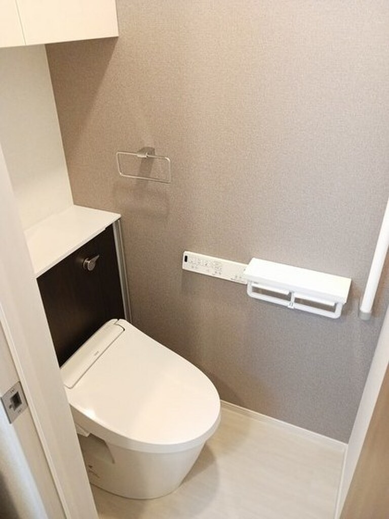 (8/15) トイレ (8/15) トイレ