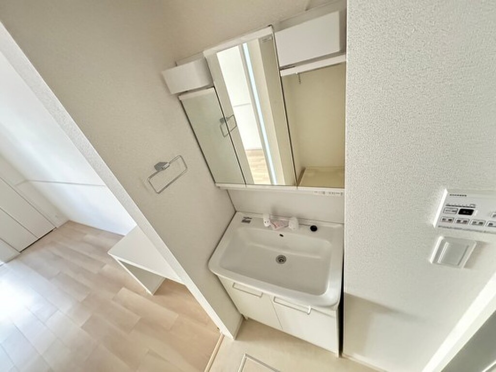 (8/22) 洗面所 (8/22) 洗面所