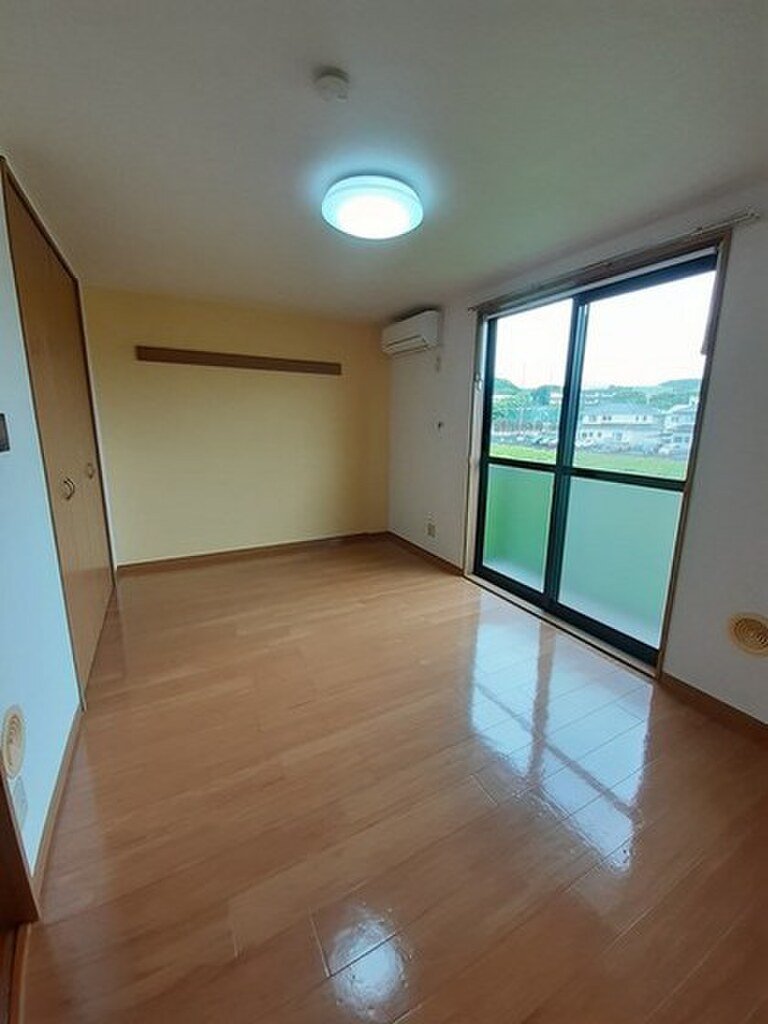 (2/17) 居室・リビング (2/17) 居室・リビング