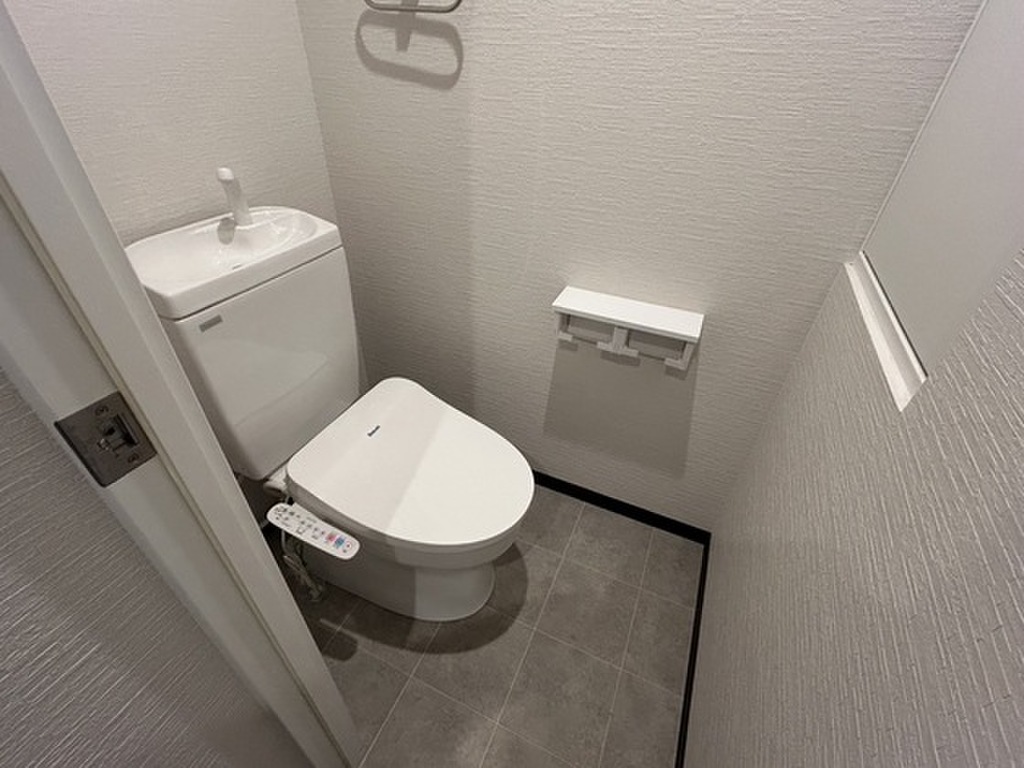 (5/23) トイレ (5/23) トイレ