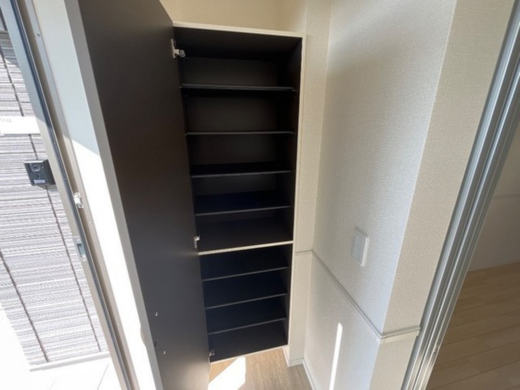 (10/19) 玄関 (10/19) 玄関