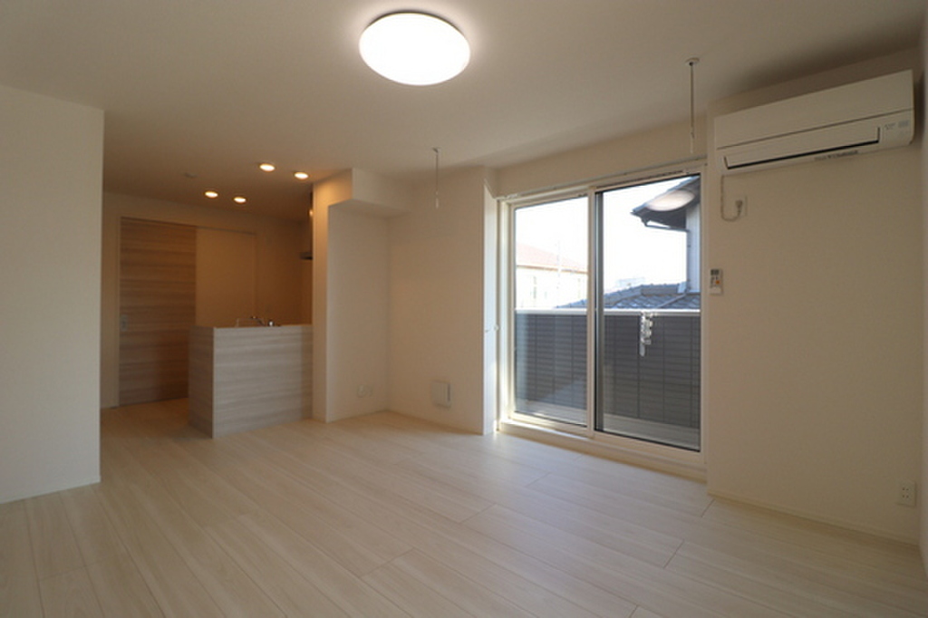 (2/23) 居室・リビング (2/23) 居室・リビング