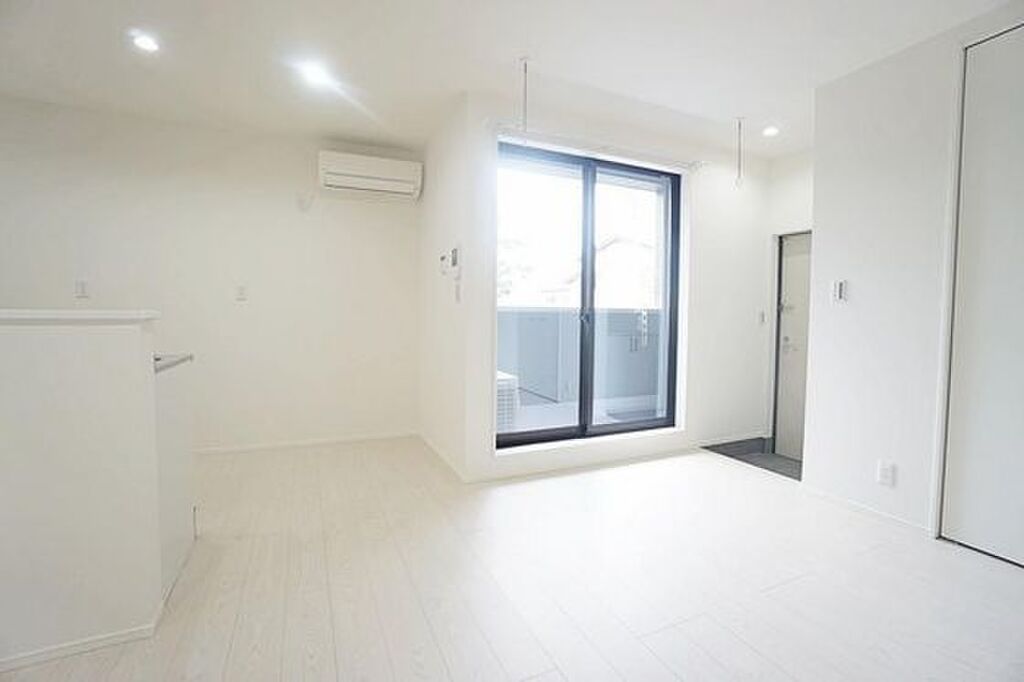 (2/23) 居室・リビング (2/23) 居室・リビング