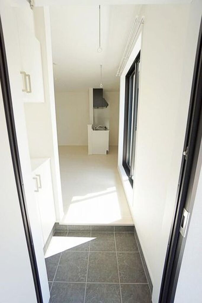 (9/23) 玄関 (9/23) 玄関