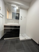 ※掲載写真は同マンション別部屋参考写真となります。