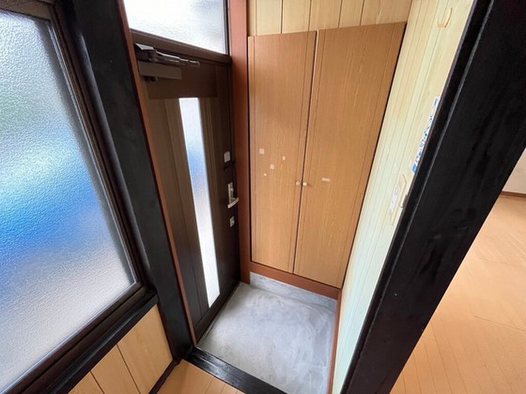 (12/21) 玄関 (12/21) 玄関