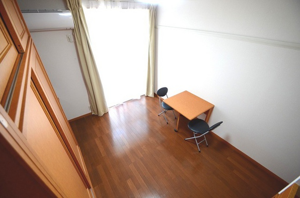 (2/12) 居室・リビング