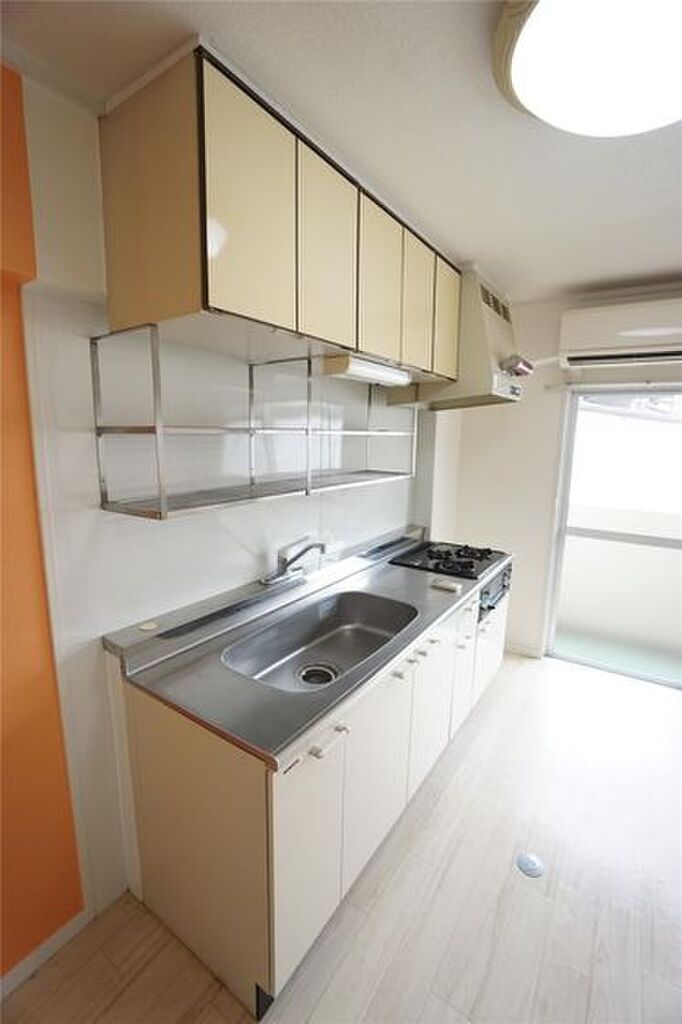 (15/22) キッチン