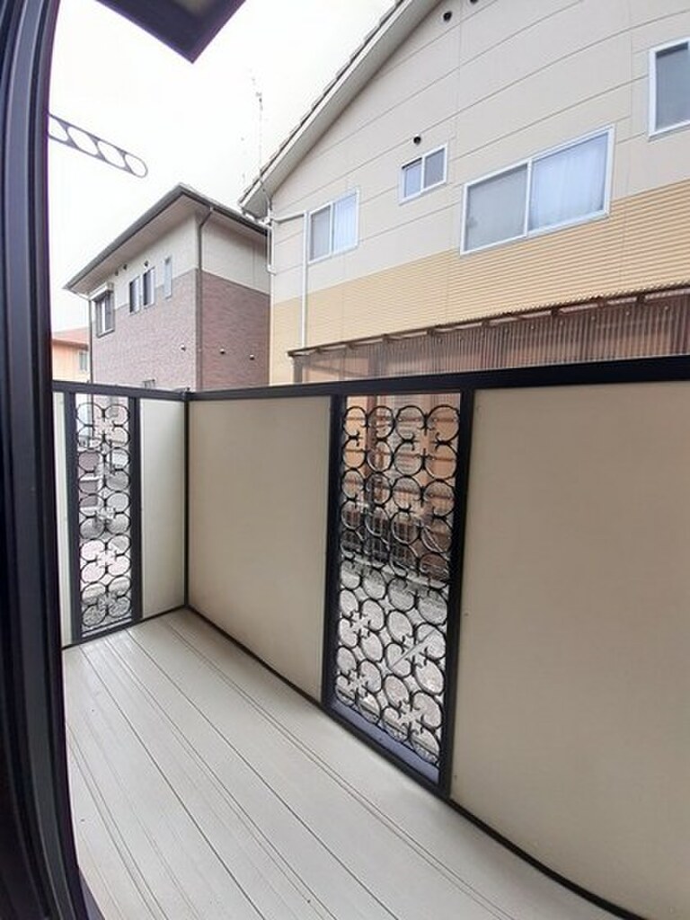 (8/13) バルコニー