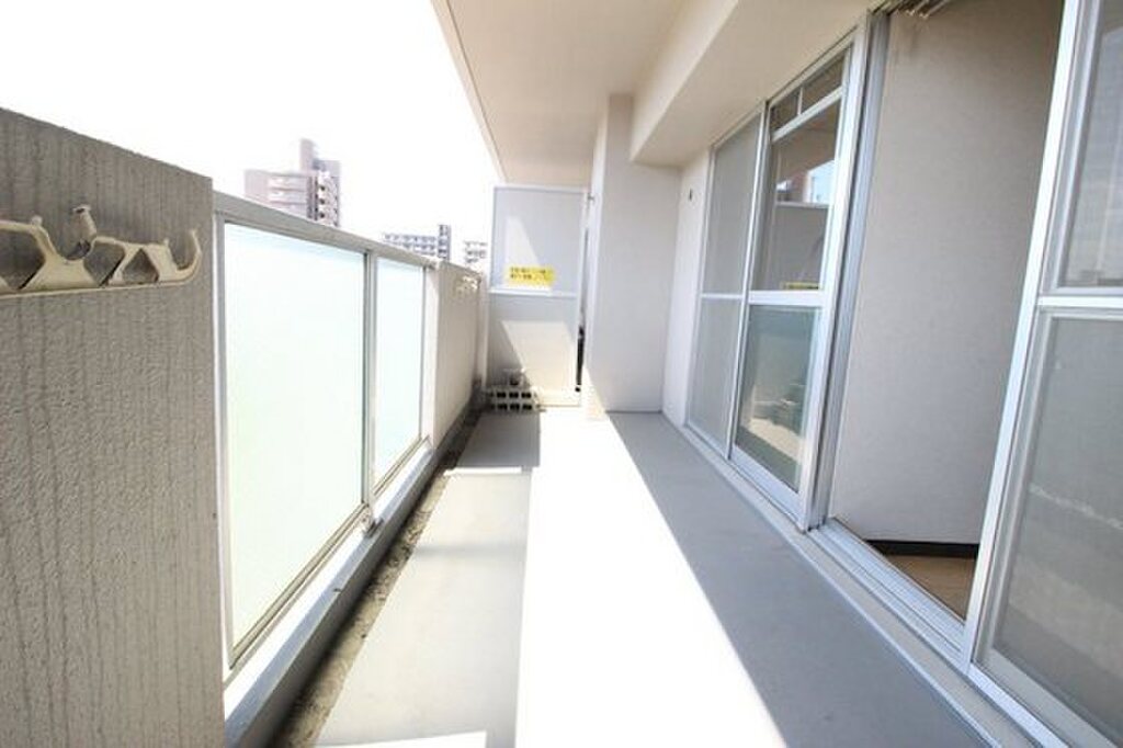 (6/22) バルコニー