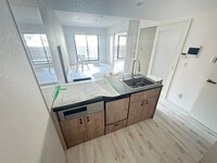 ※別室の写真・フロアー毎に建具クロス等の設備相違有