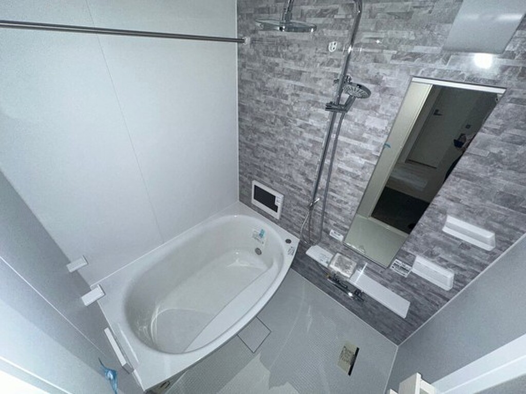 (4/23) ※別室の写真・フロアー毎に建具クロス等の設備相違有 (4/23) ※別室の写真・フロアー毎に建具クロス等の設備相違有