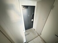 ※別室の写真・フロアー毎に建具クロス等の設備相違有