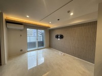Crest Palace