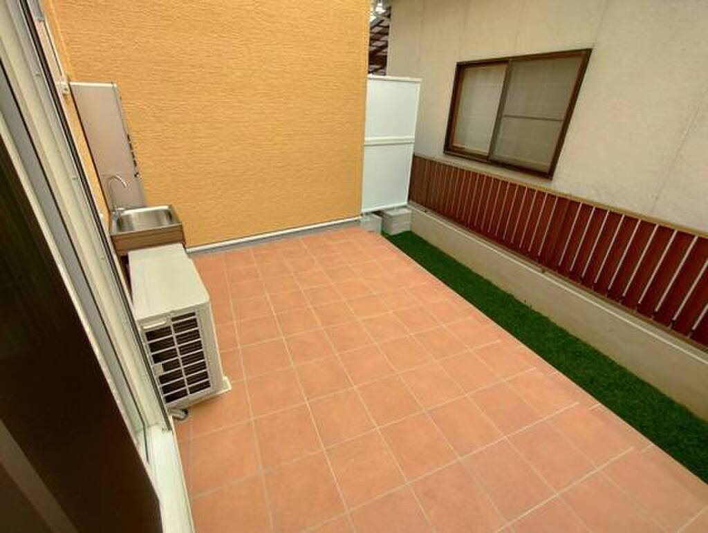 (8/27) バルコニー