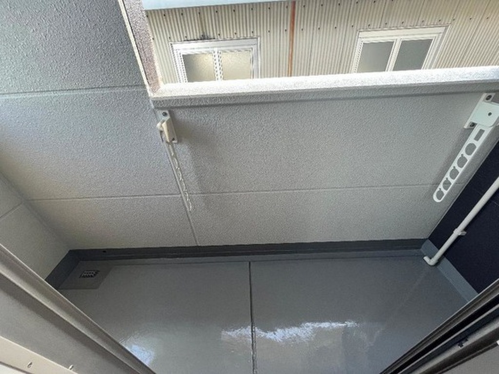 (8/15) バルコニー (8/15) バルコニー