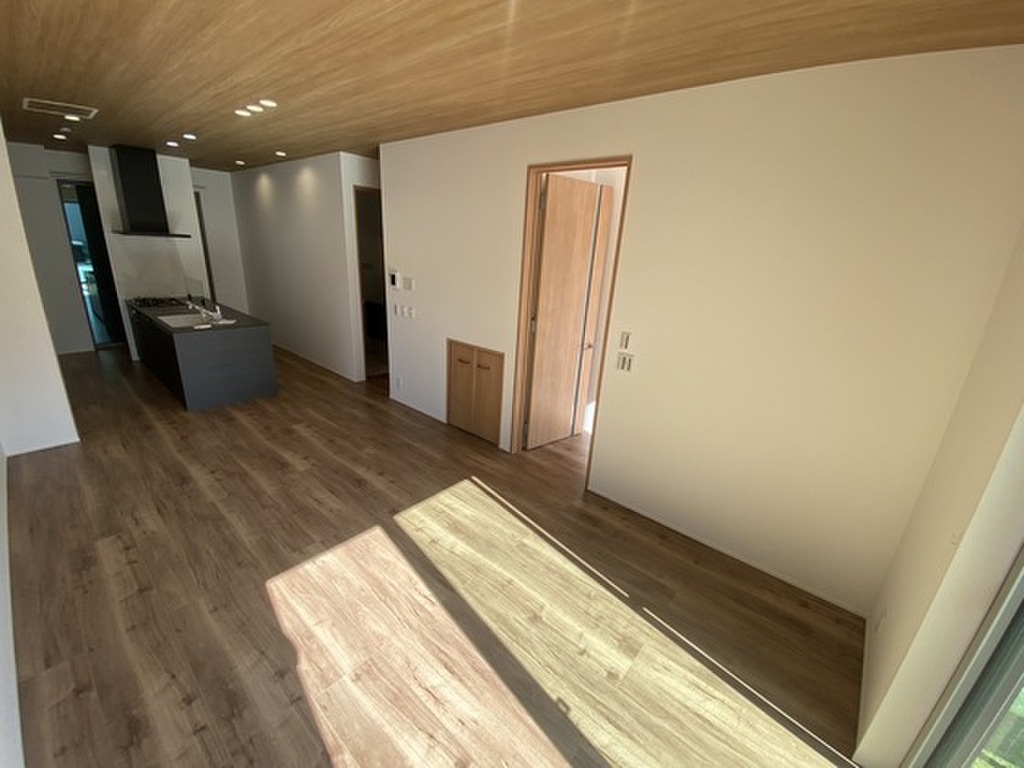 (2/27) 居室・リビング (2/27) 居室・リビング