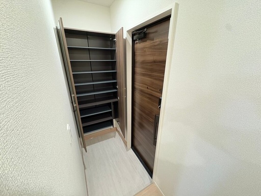 (9/23) 玄関 (9/23) 玄関