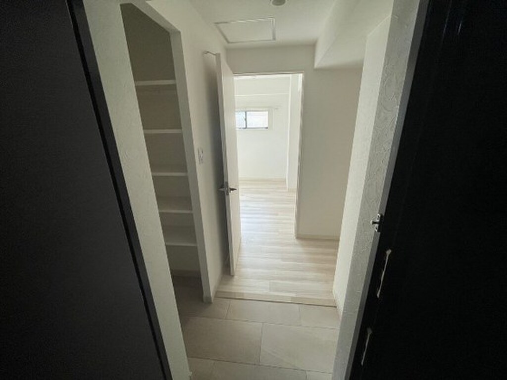 (9/21) 玄関 (9/21) 玄関