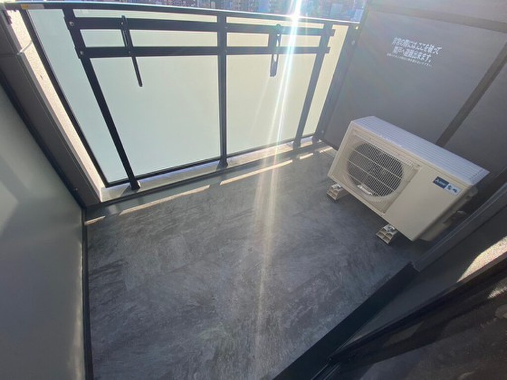 (11/24) バルコニー (11/24) バルコニー