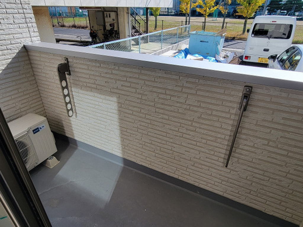 (8/24) バルコニー (8/24) バルコニー