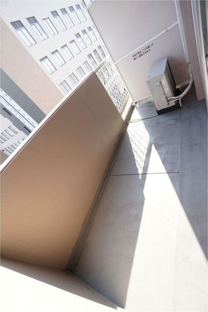 (12/22) バルコニー