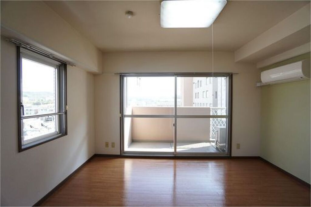 (2/22) 居室・リビング