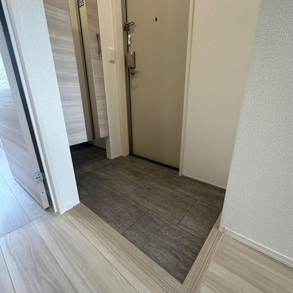 (11/23) 玄関