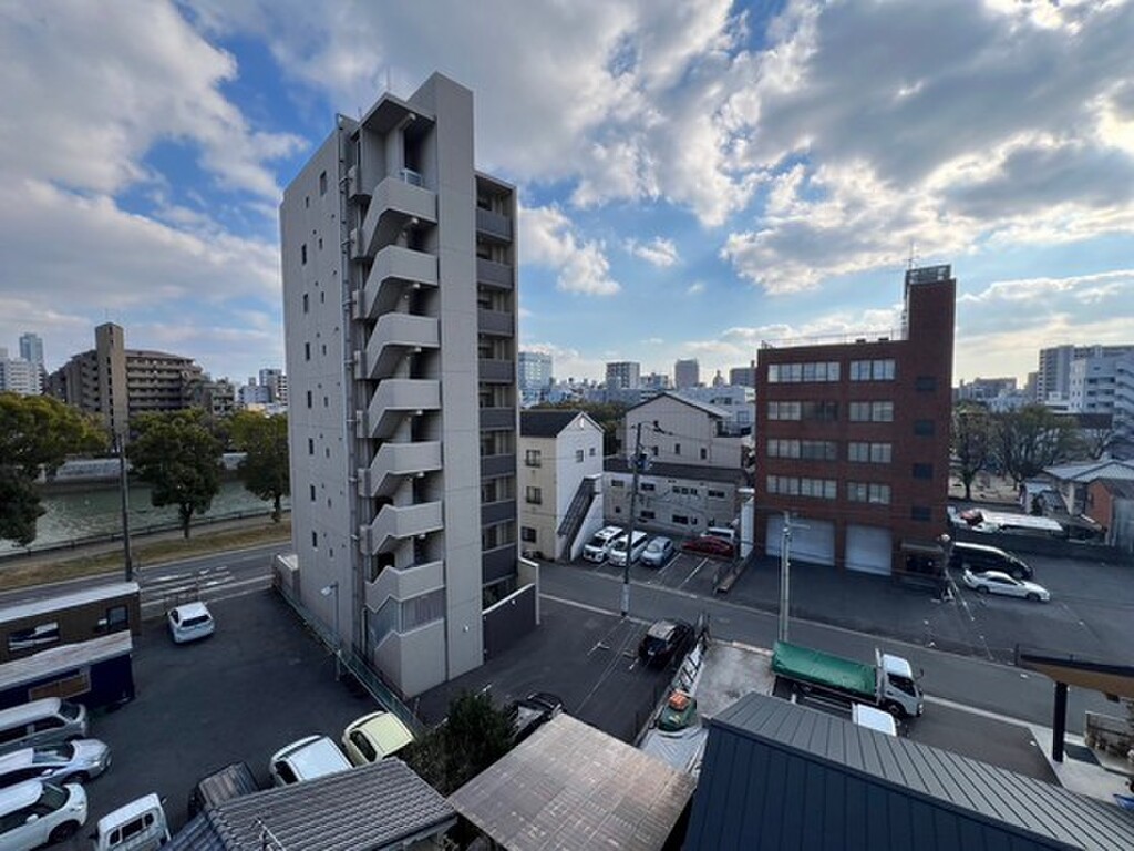 (13/24) 眺望 (13/24) 眺望