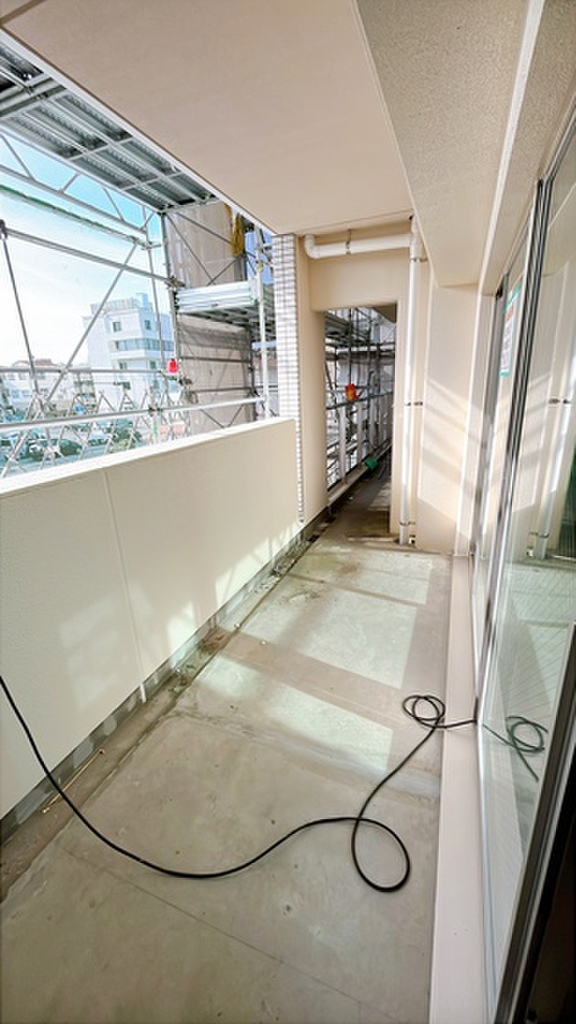 (9/26) バルコニー