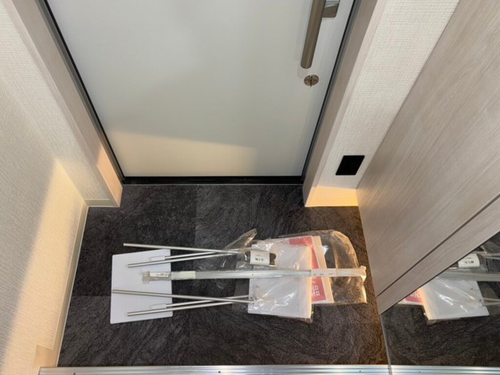 (12/21) 玄関 (12/21) 玄関