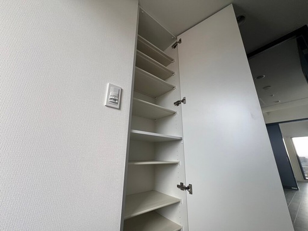 (10/19) 玄関 (10/19) 玄関