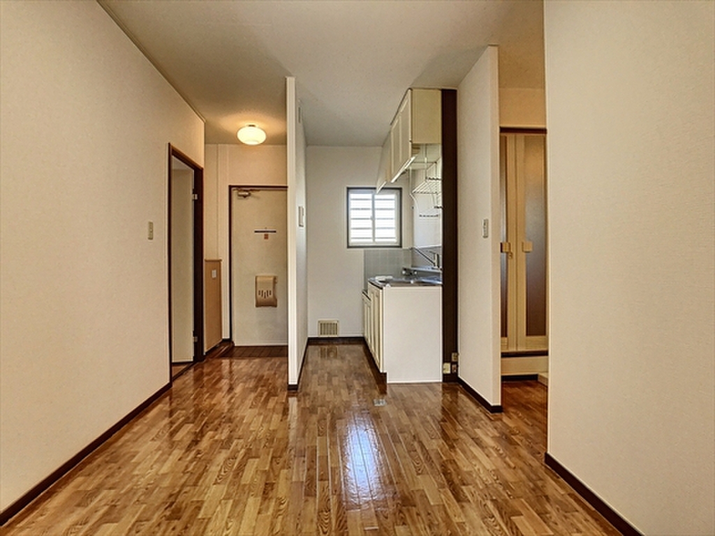 (2/26) 居室・リビング (2/26) 居室・リビング