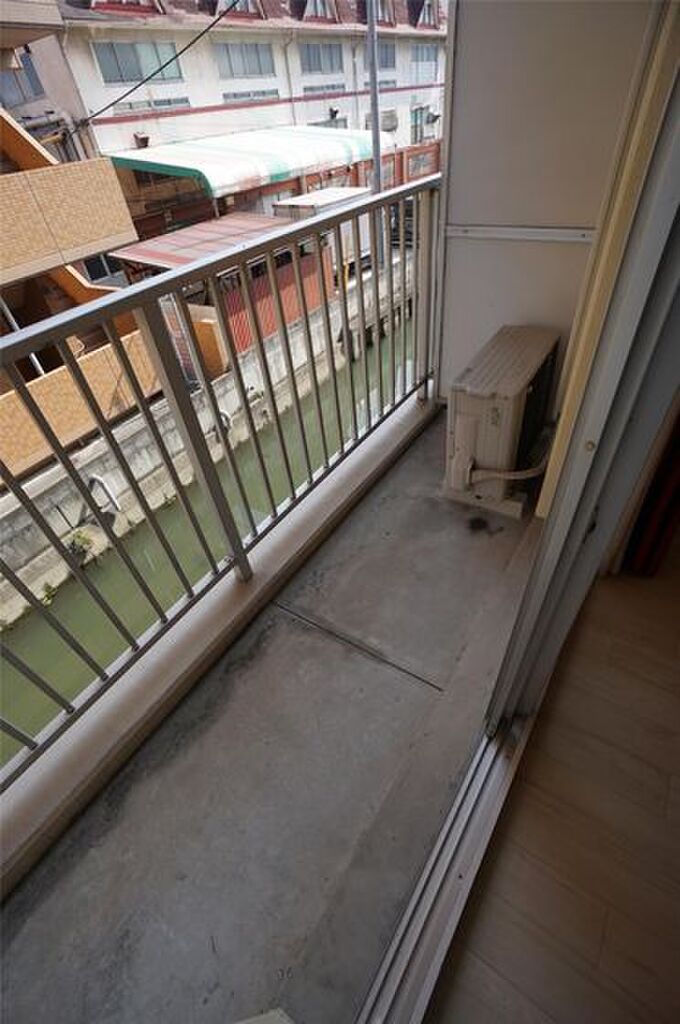 (12/15) バルコニー