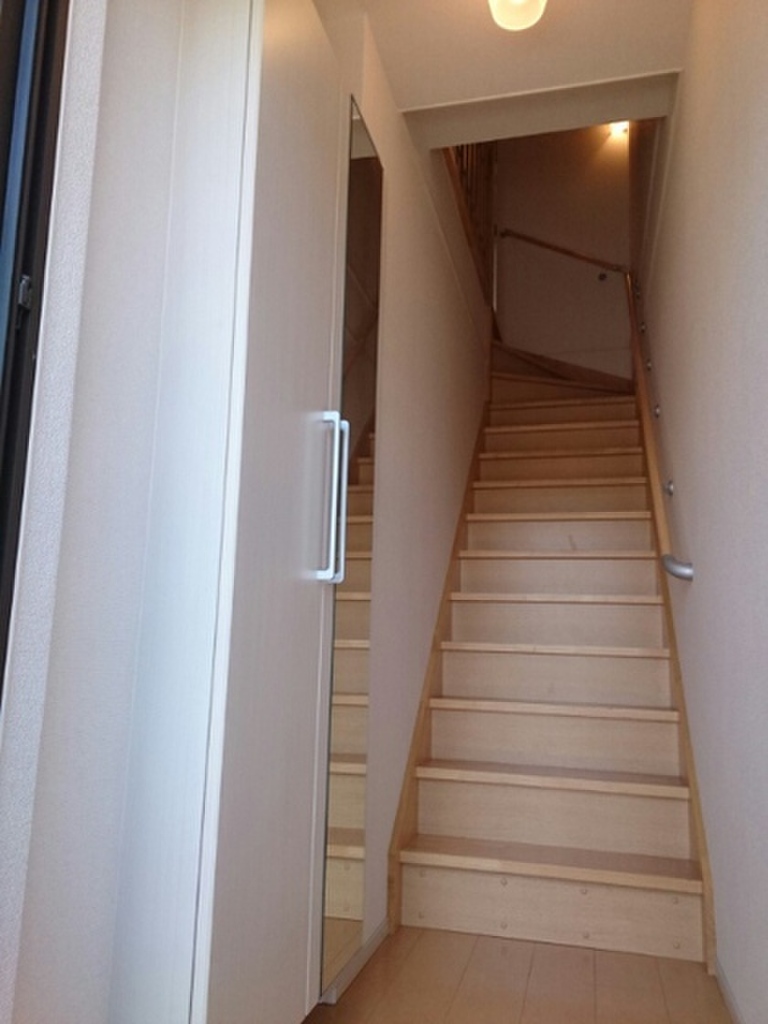 (9/15) 玄関 (9/15) 玄関