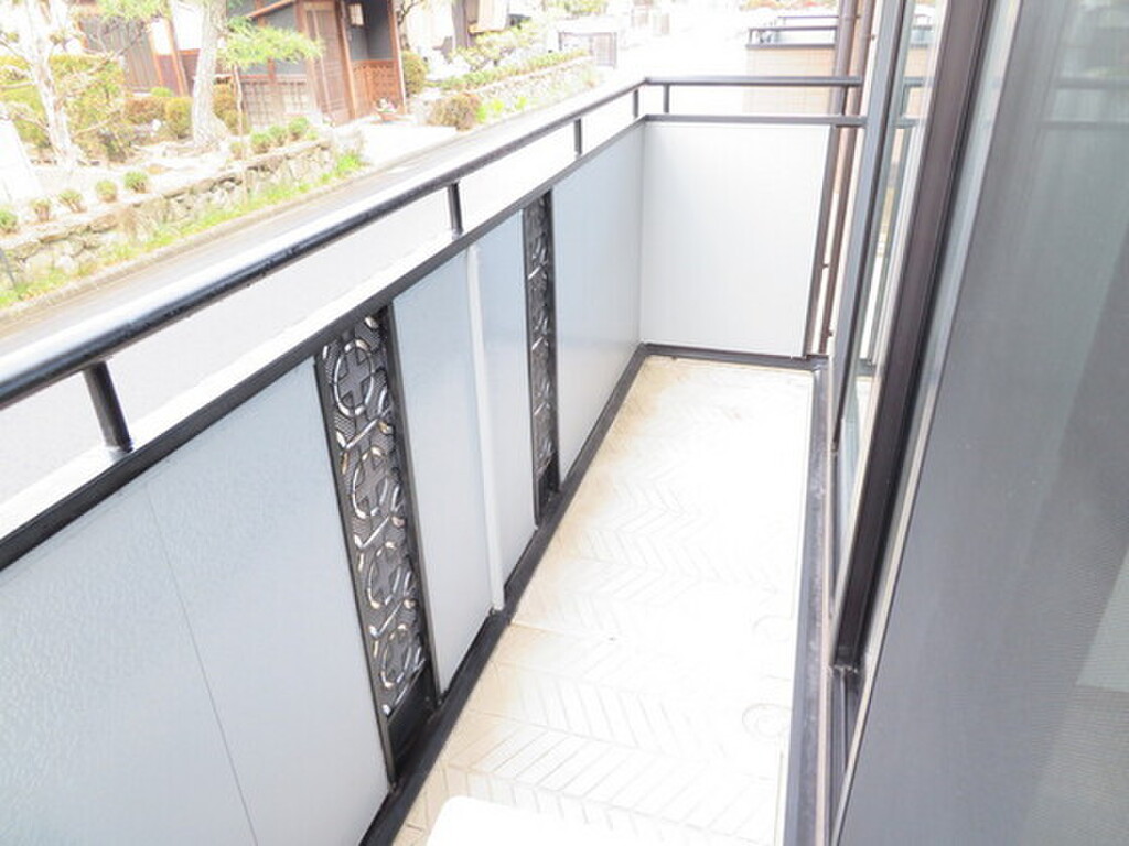 (10/18) バルコニー