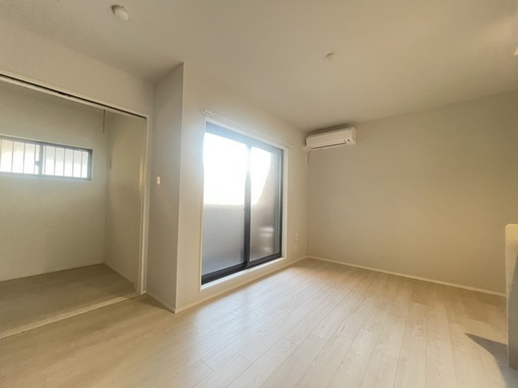 (2/23) 居室・リビング (2/23) 居室・リビング