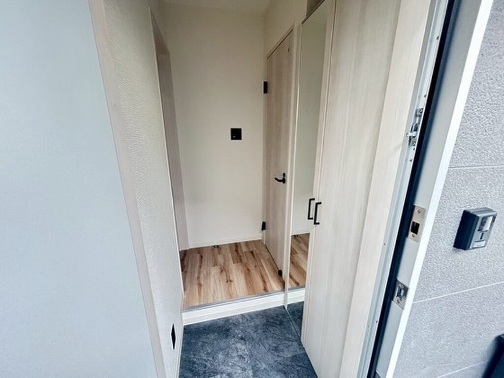 (10/22) 玄関 (10/22) 玄関