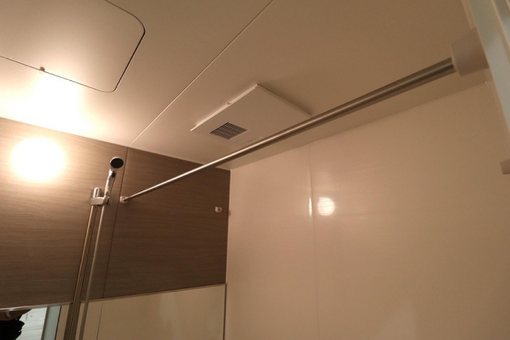 (17/25) バス (17/25) バス