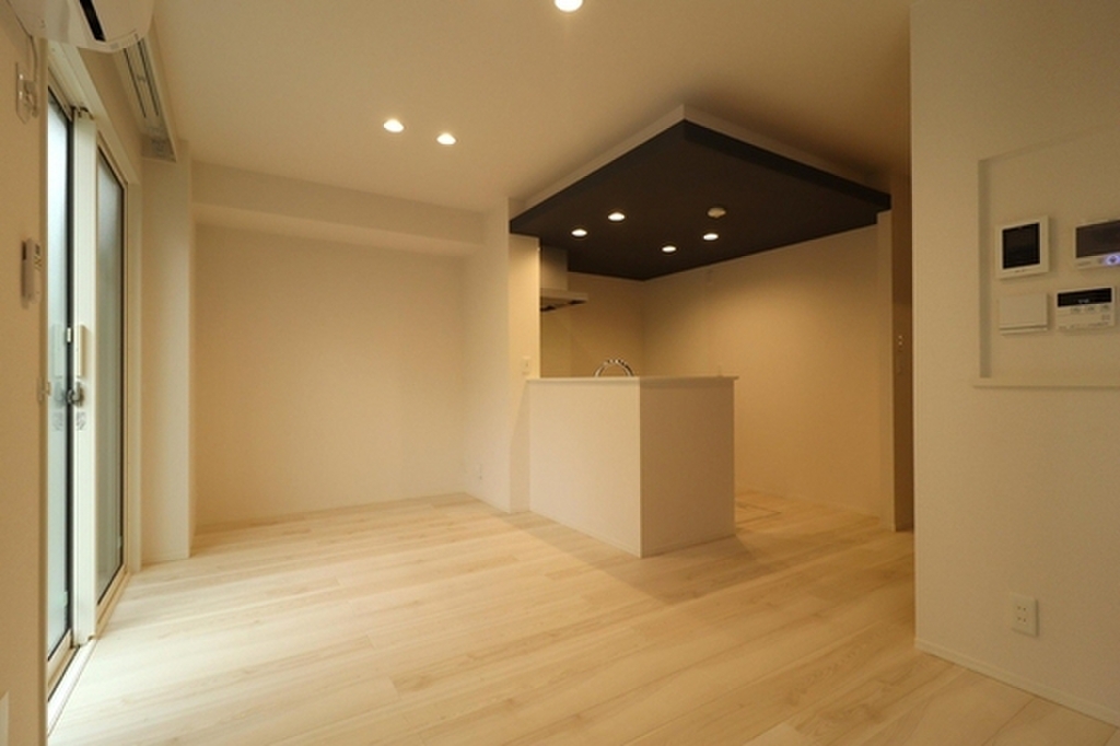 (2/25) 居室・リビング (2/25) 居室・リビング