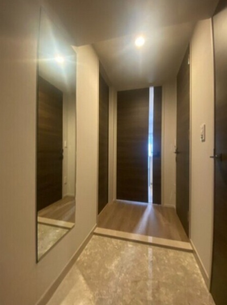 (10/19) 玄関 (10/19) 玄関