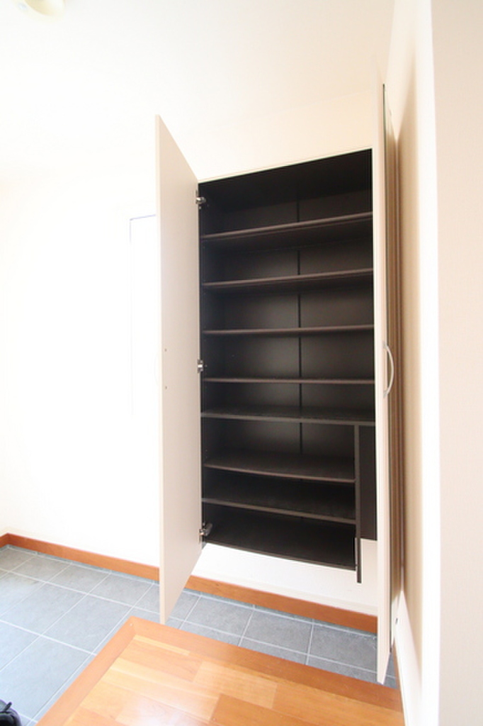 (14/24) 玄関 (14/24) 玄関