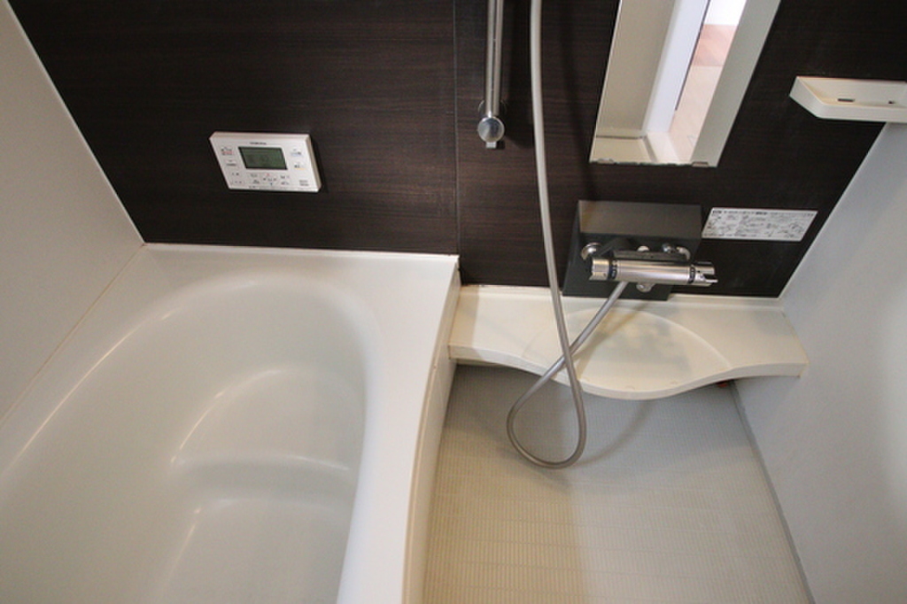 (18/24) バス (18/24) バス