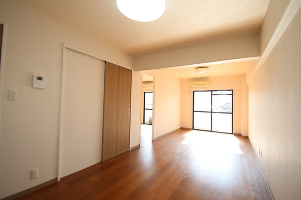 (14/23) 居室・リビング