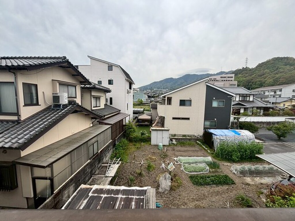 (13/23) 眺望 (13/23) 眺望