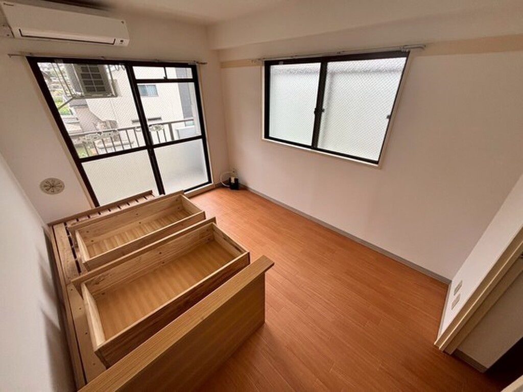 (2/23) 居室・リビング (2/23) 居室・リビング