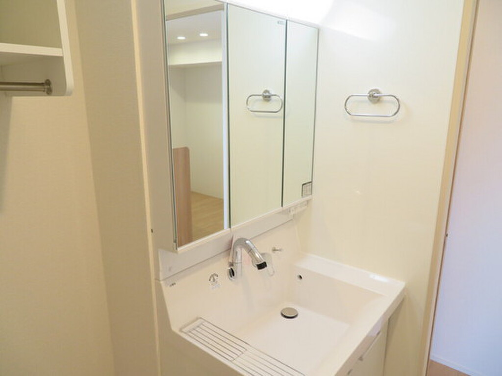 (6/17) 洗面所 (6/17) 洗面所